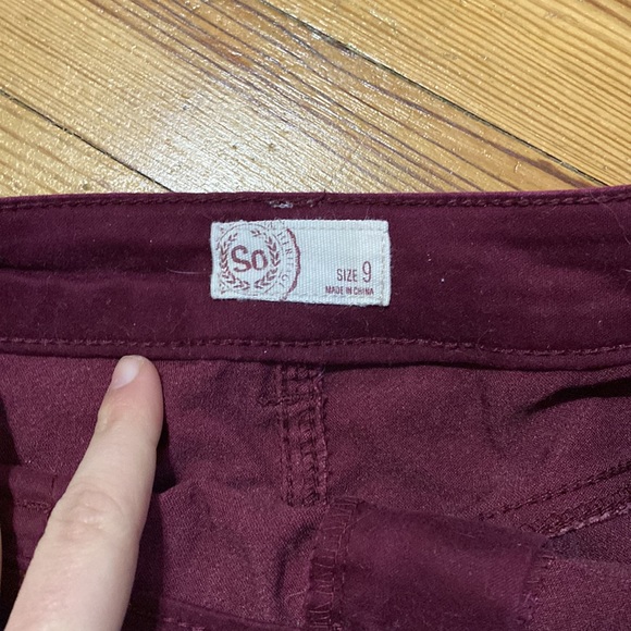 SO Violet shorts Juniors - Picture 3 of 3